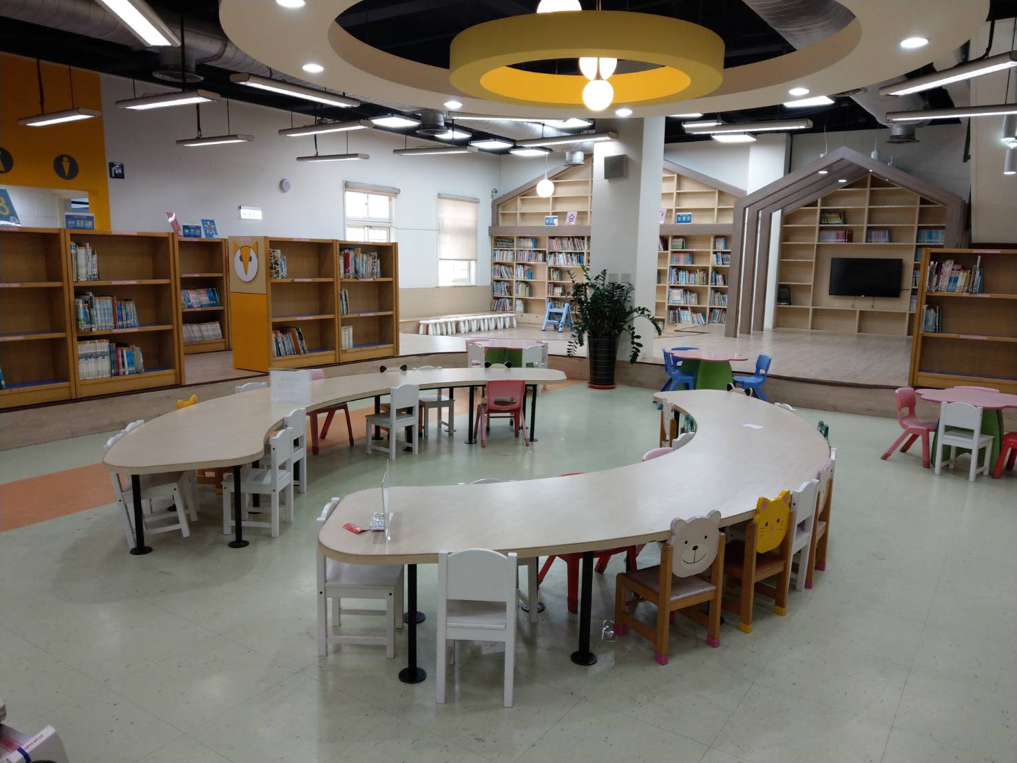 新竹縣公共圖書館